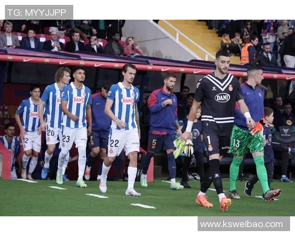 吉纳西亚与西班牙美洲的精彩对决揭示足球战术与团队精神的较量